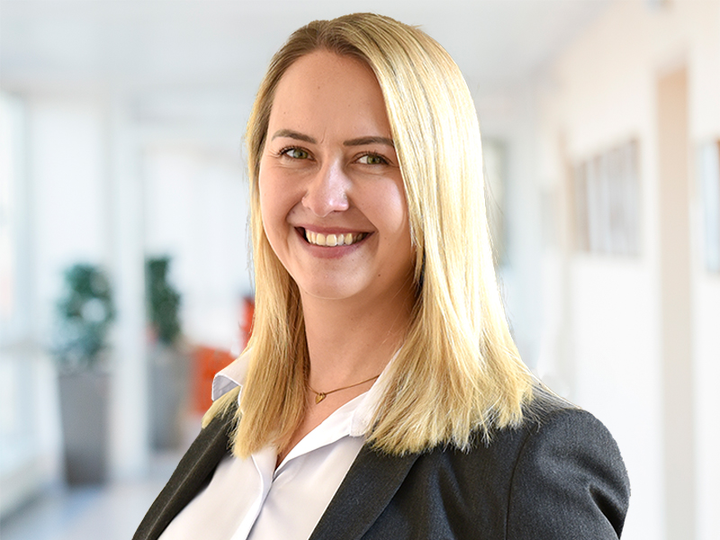 Anne-Katrin Peters, Kaufmännische Direktorin
