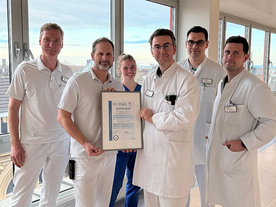 Erfolgreiche Rezertifizierung als Wirbelsäulenspezialzentrum 