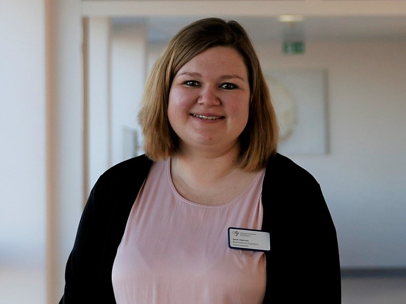 Sarah_Aderholt_Bereichleitung_Intensivstation_Severinskloesterchen.jpg