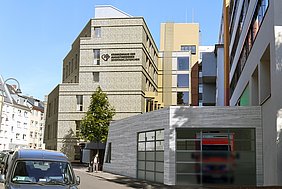 Krankenhaus_der_Augustinerinnen-Severinskloesterchen-Grafik.jpg Krankenhaus_der_Augustinerinnen-Severinskloesterchen-Grafik.jpg